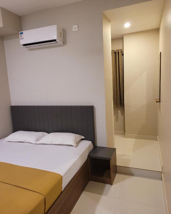 M Square Hotel Vellore Room photo