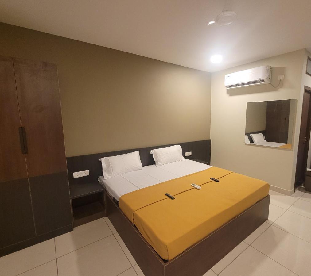 M Square Hotel Vellore Exterior photo